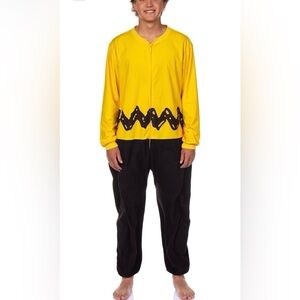 Charlie Brown Onesie L-XL NWT